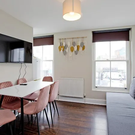 Imperial Corner House-Whitechapel Apartment Лондон Экстерьер фото