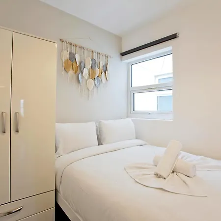 Imperial Corner House-Whitechapel Apartment Лондон Экстерьер фото