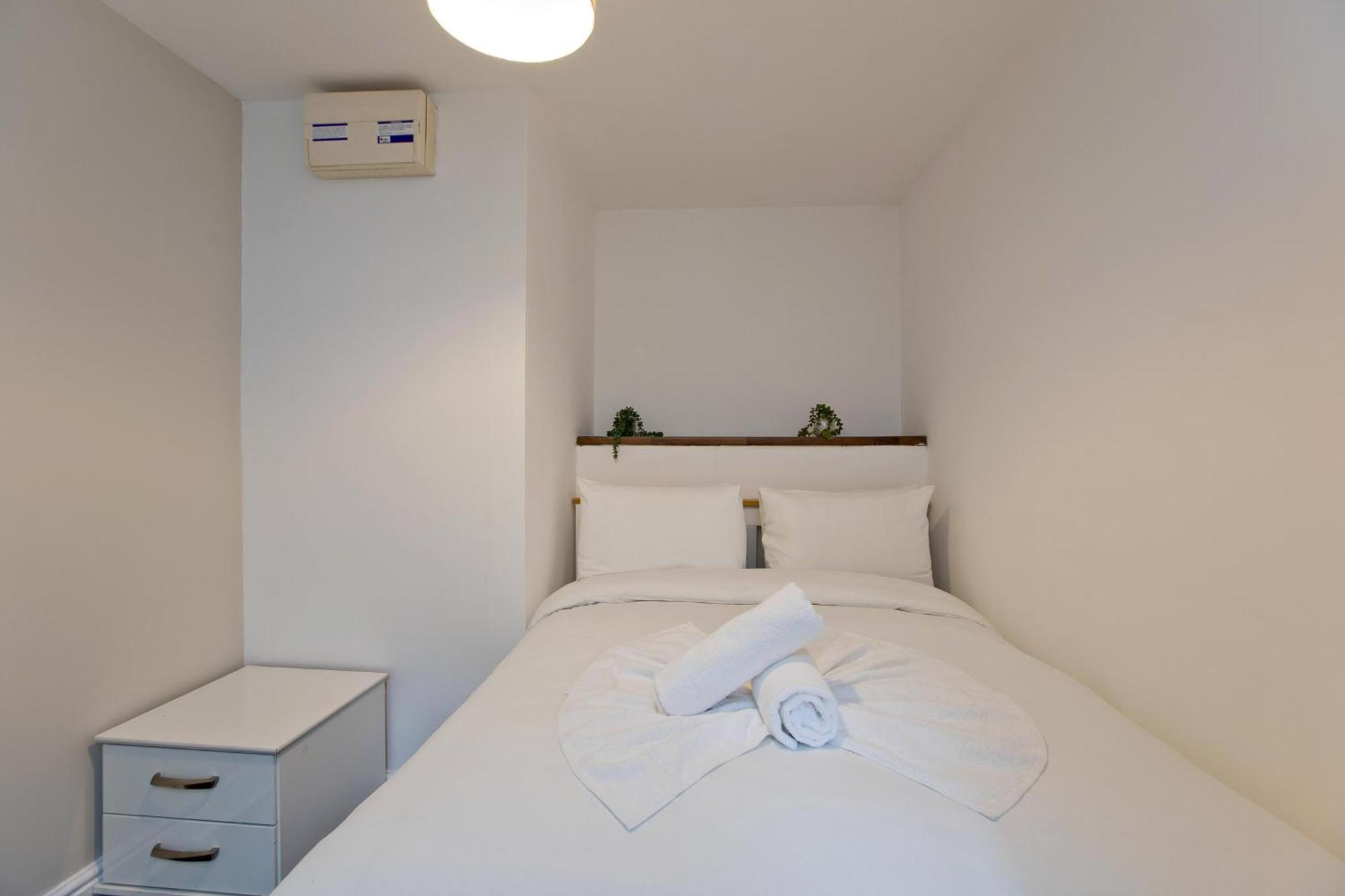 Imperial Corner House-whitechapel * Лондон